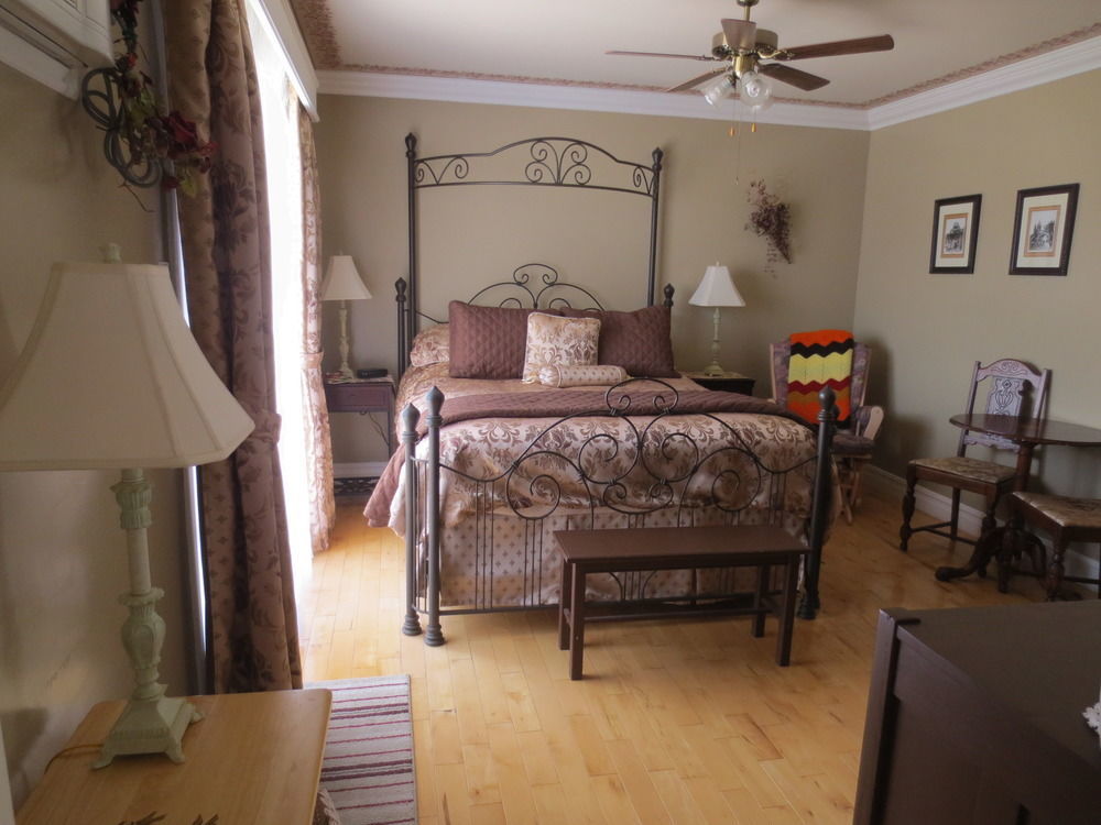 Au Nidaigle Bed & Breakfast Saint-Basile Exterior photo