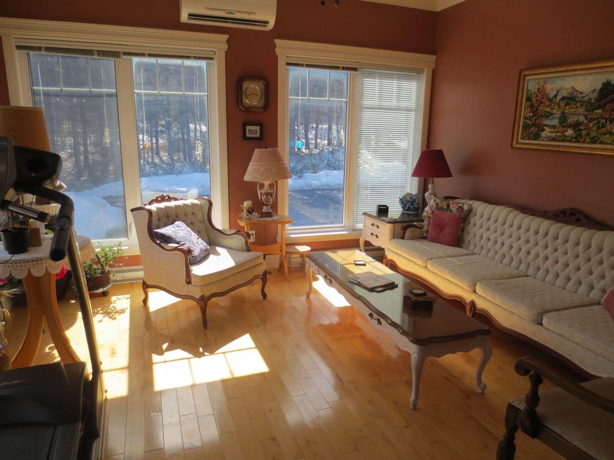 Au Nidaigle Bed & Breakfast Saint-Basile Exterior photo